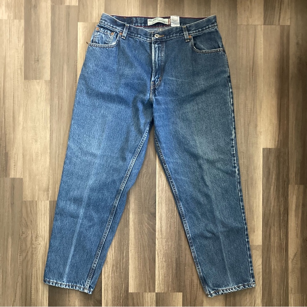 Vintage Levi’s 550 Relaxed Fit Tapered Leg High Waisted Mom Jeans size 16s